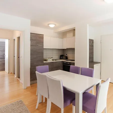 Apartament In Punta Skala With Beachpool